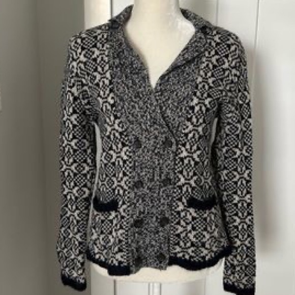 Banana Republic Double Breasted Cardigan - Picture 3 of 12